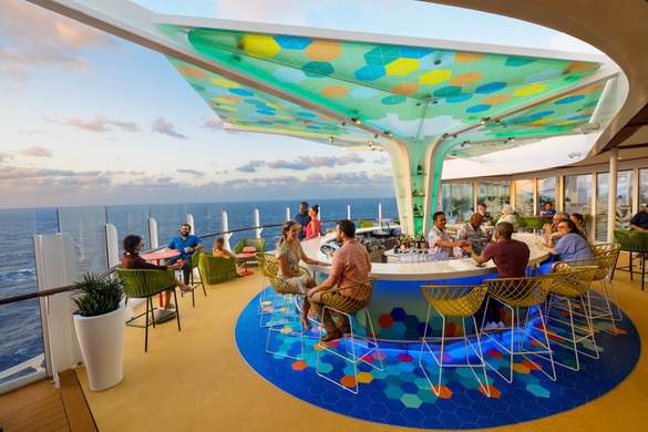 Royal Carribean Utopia of the Seas - Vue Bar.jpg
